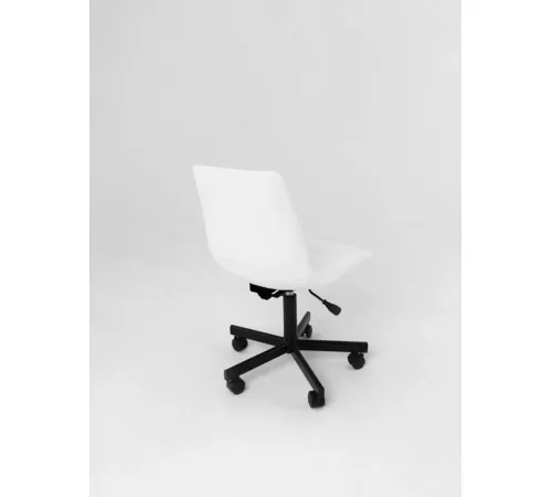 Стул "СОЛО" на металлических колесах 